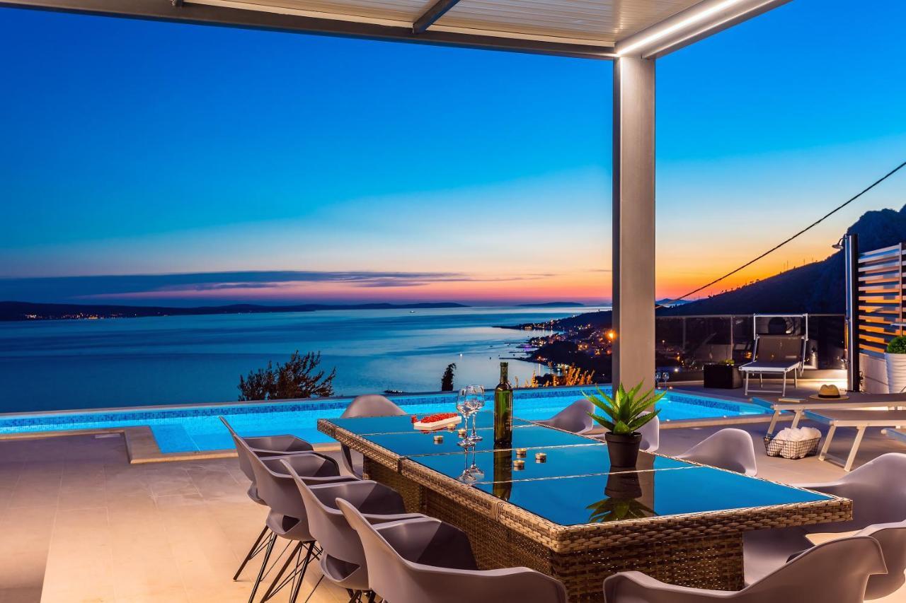 Villa Belvedere With Heated Pool, Billiards, Media Room, Sea Views,10 Pax Omiš Εξωτερικό φωτογραφία