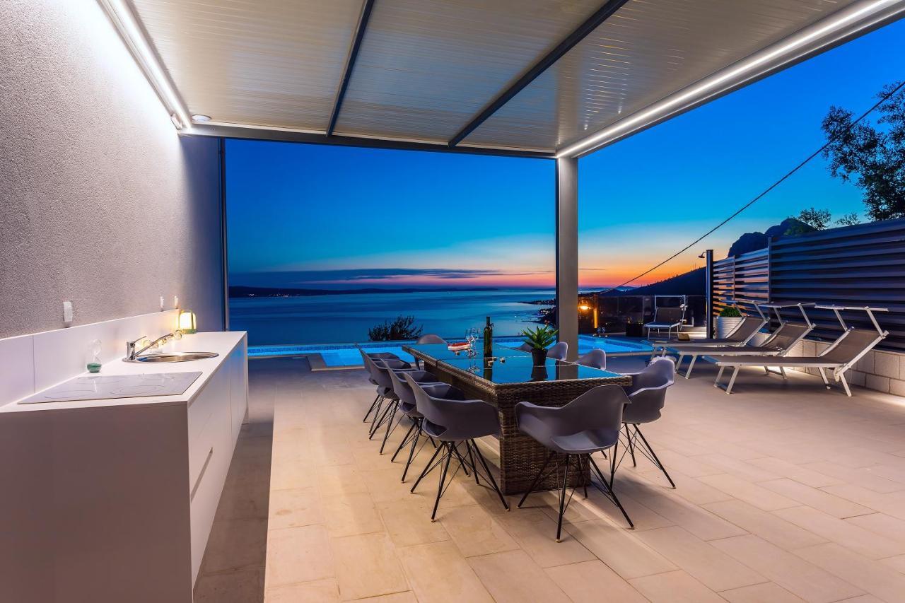Villa Belvedere With Heated Pool, Billiards, Media Room, Sea Views,10 Pax Omiš Εξωτερικό φωτογραφία