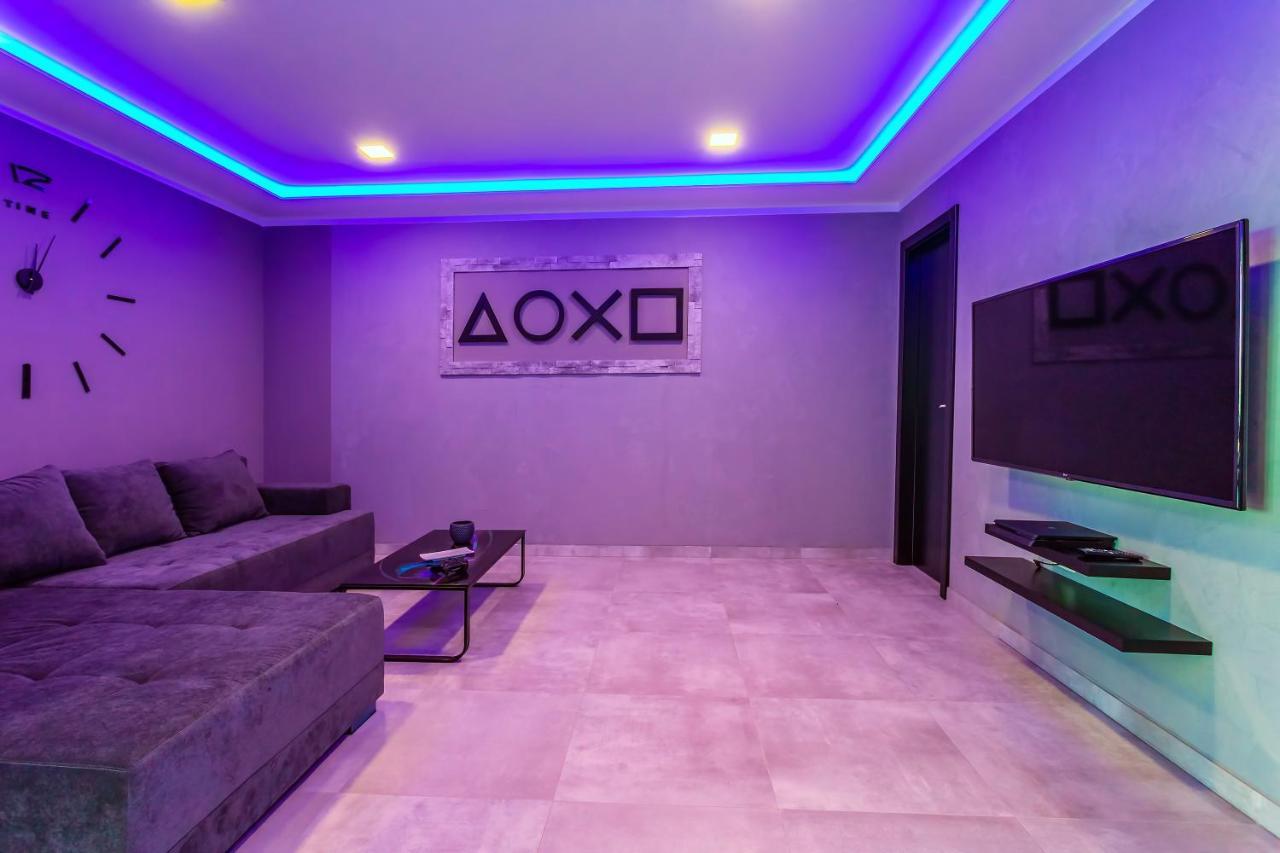 Villa Belvedere With Heated Pool, Billiards, Media Room, Sea Views,10 Pax Omiš Εξωτερικό φωτογραφία