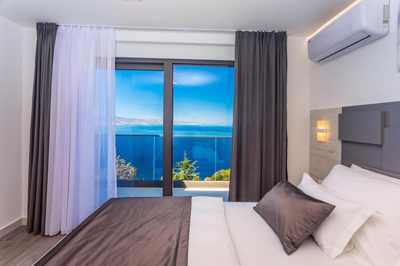 Villa Belvedere With Heated Pool, Billiards, Media Room, Sea Views,10 Pax Omiš Εξωτερικό φωτογραφία