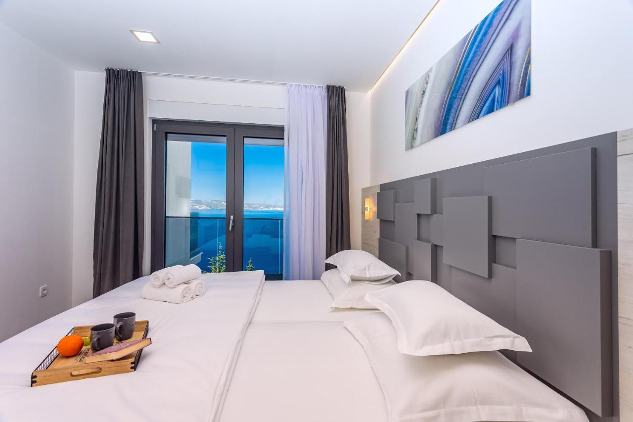Villa Belvedere With Heated Pool, Billiards, Media Room, Sea Views,10 Pax Omiš Εξωτερικό φωτογραφία