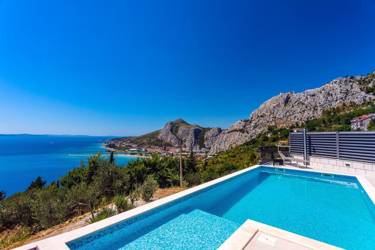 Villa Belvedere With Heated Pool, Billiards, Media Room, Sea Views,10 Pax Omiš Εξωτερικό φωτογραφία
